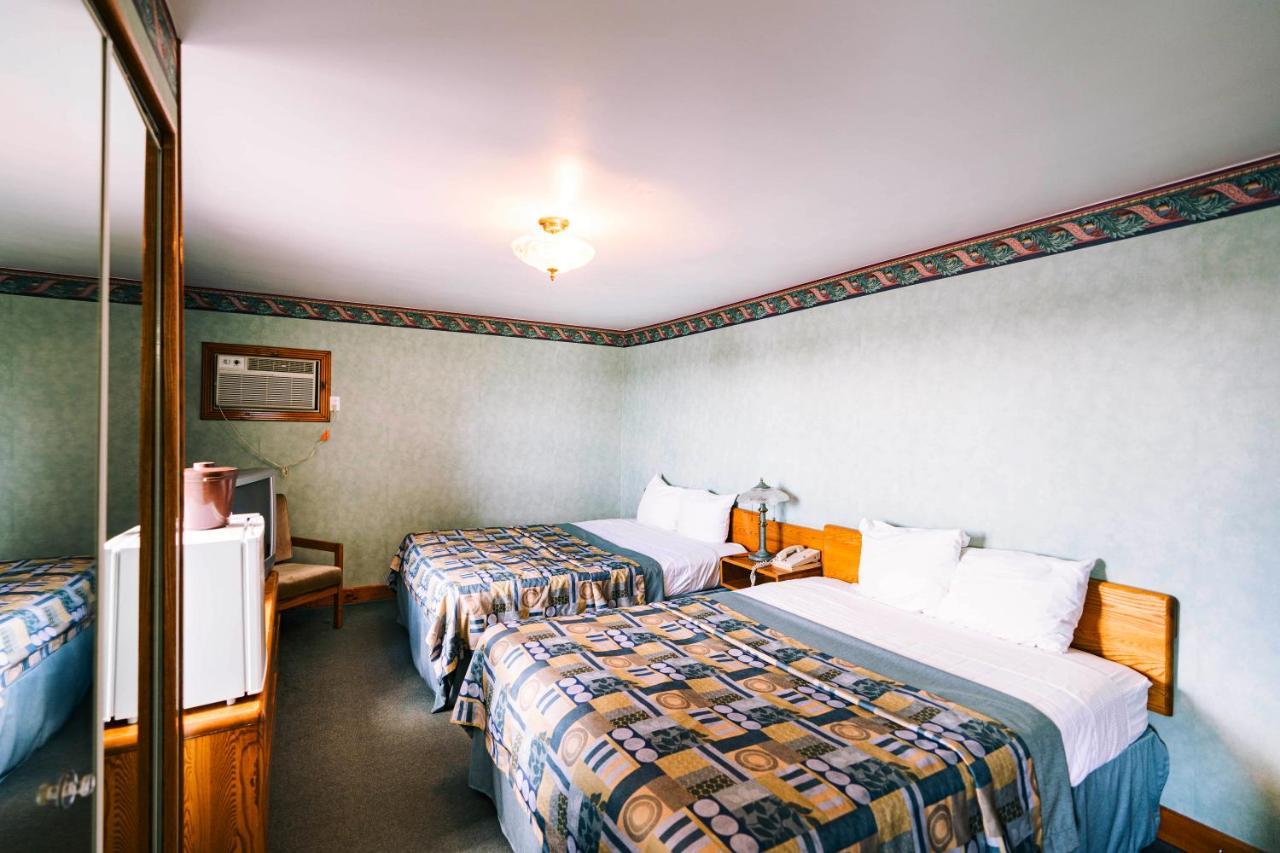 Auberge Harris Saint-Jean-sur-Richelieu Kültér fotó