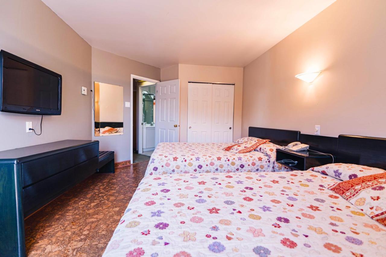 Auberge Harris Saint-Jean-sur-Richelieu Kültér fotó