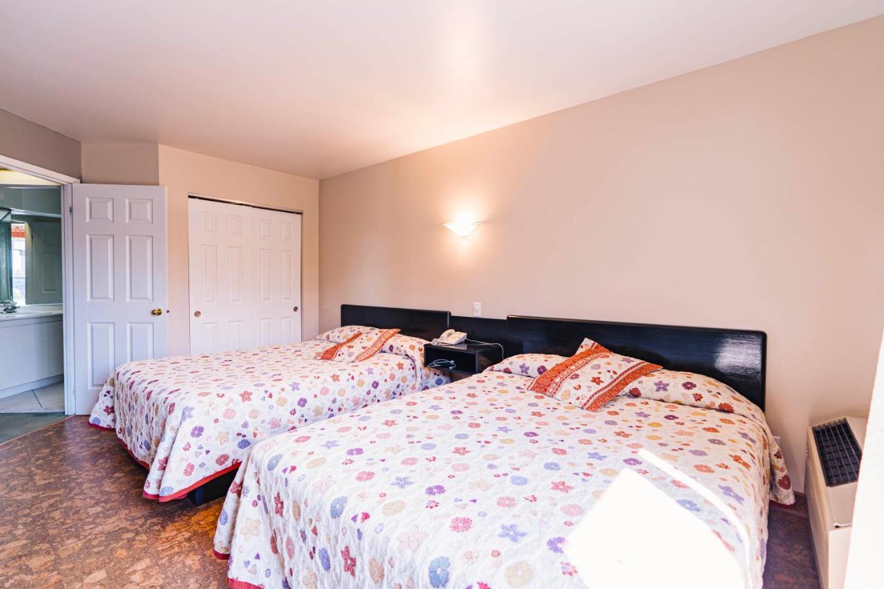 Auberge Harris Saint-Jean-sur-Richelieu Kültér fotó