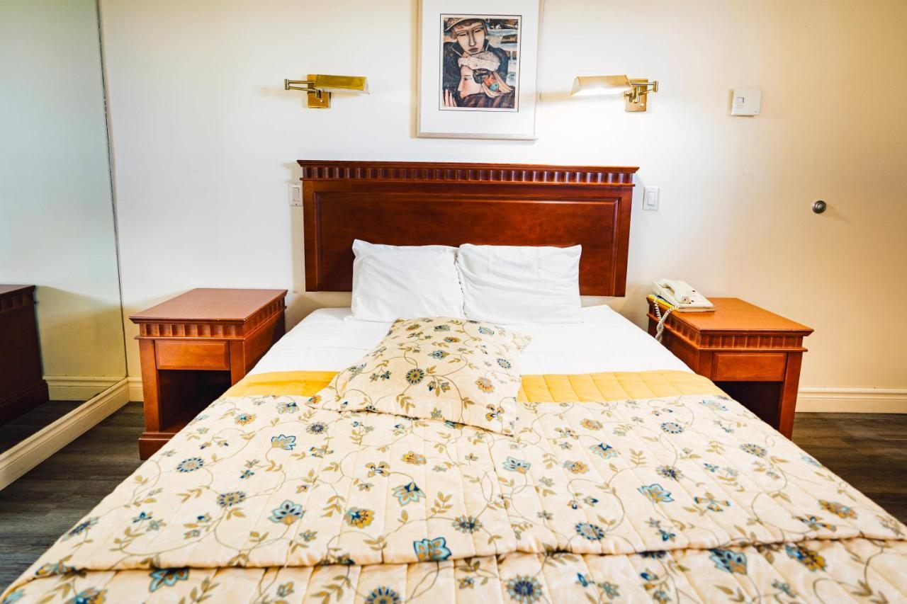 Auberge Harris Saint-Jean-sur-Richelieu Kültér fotó