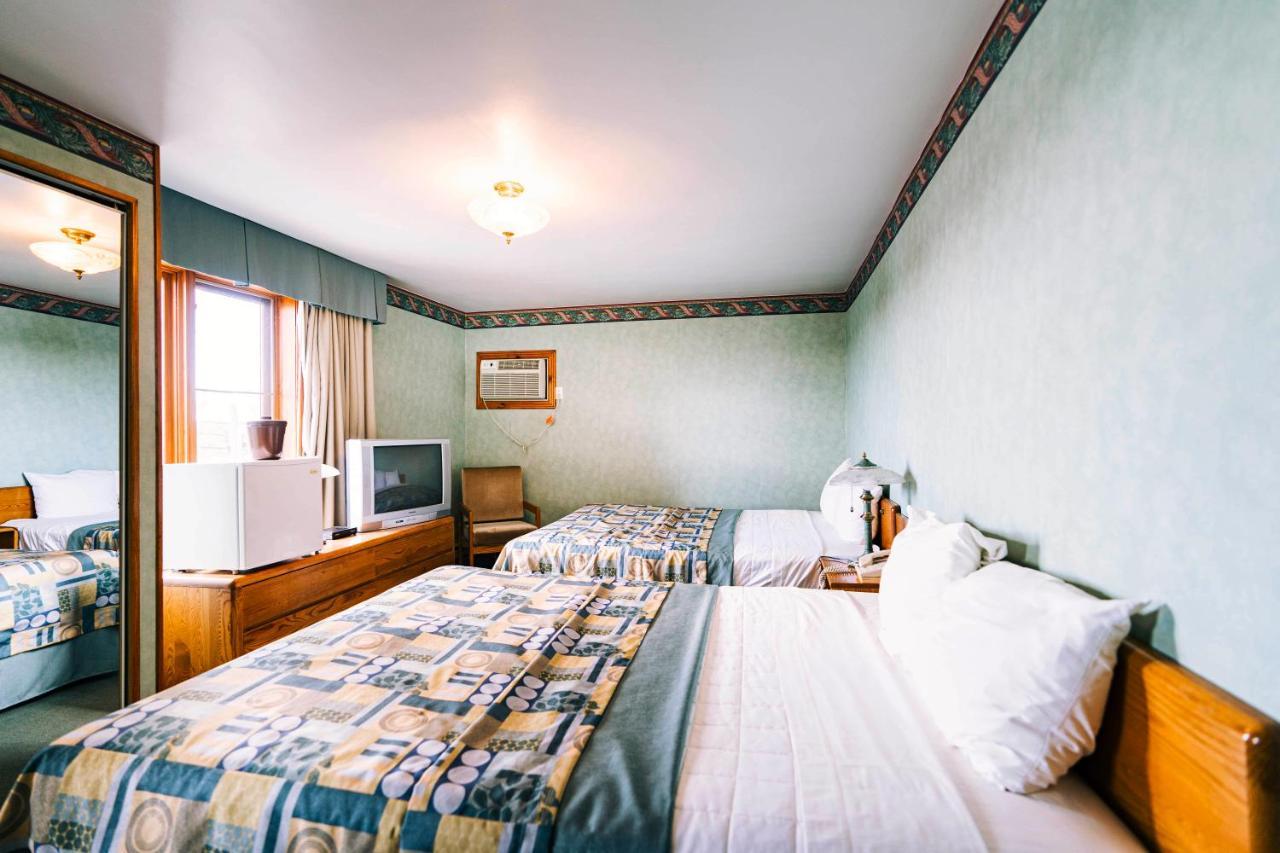 Auberge Harris Saint-Jean-sur-Richelieu Kültér fotó