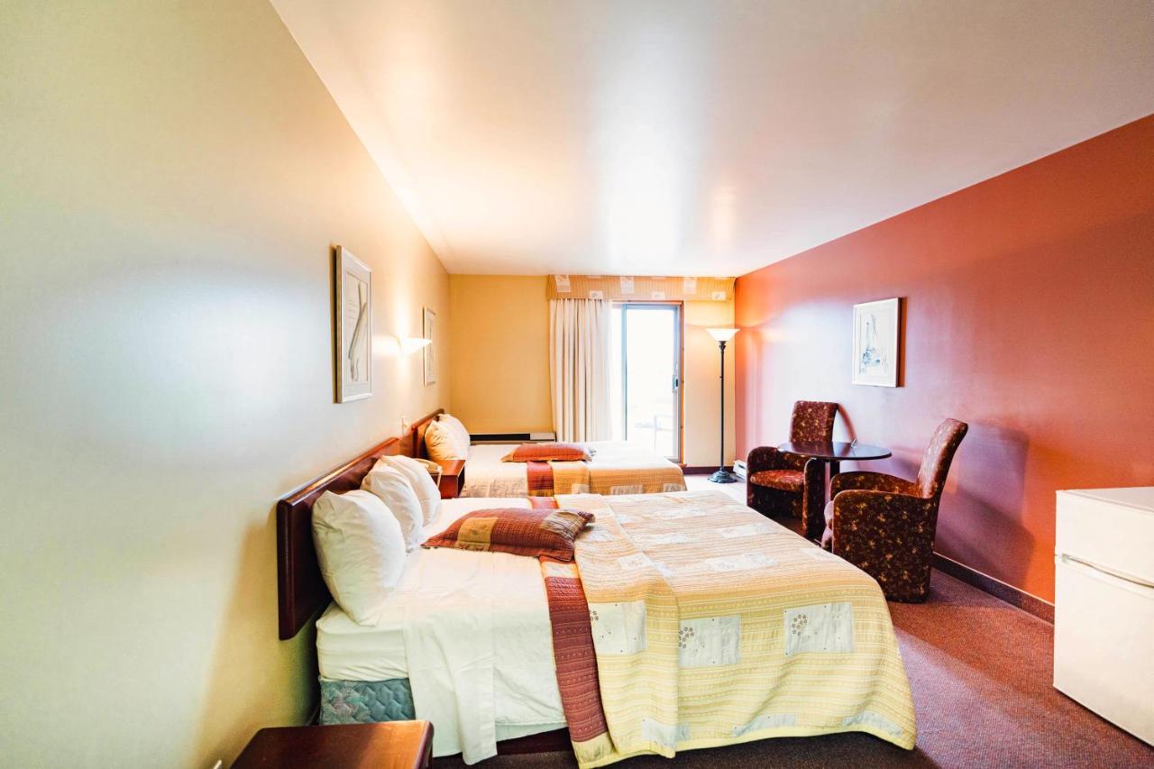 Auberge Harris Saint-Jean-sur-Richelieu Kültér fotó