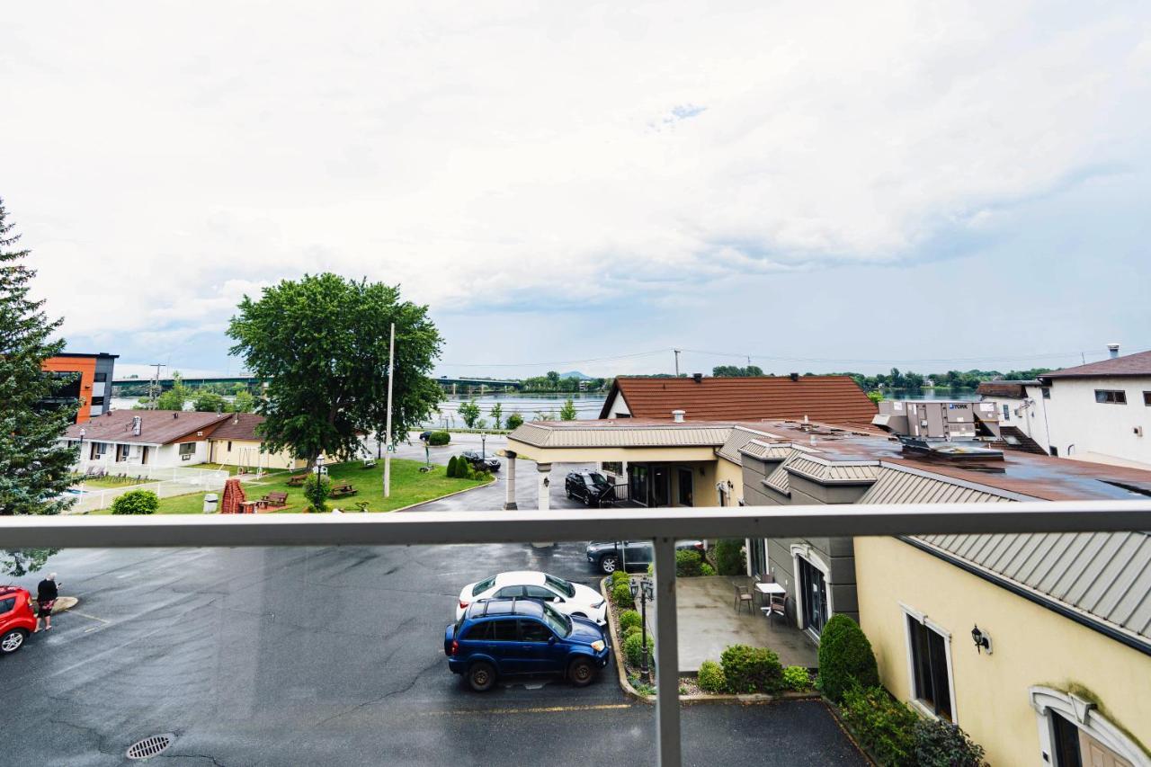 Auberge Harris Saint-Jean-sur-Richelieu Kültér fotó