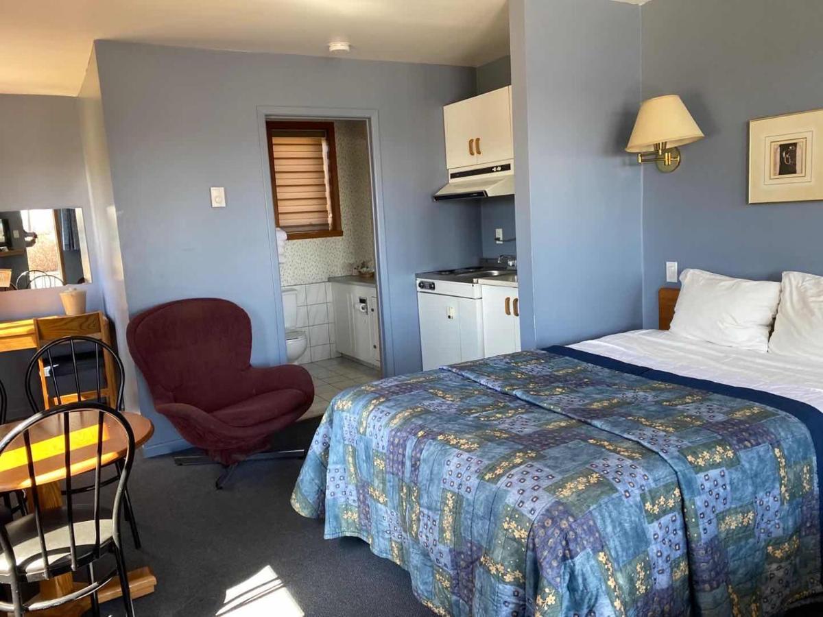 Auberge Harris Saint-Jean-sur-Richelieu Kültér fotó