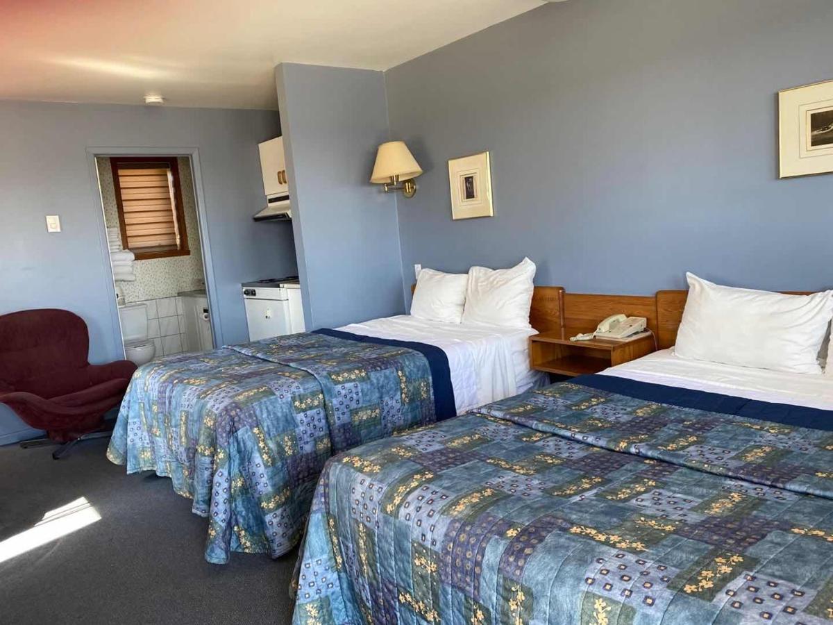 Auberge Harris Saint-Jean-sur-Richelieu Kültér fotó