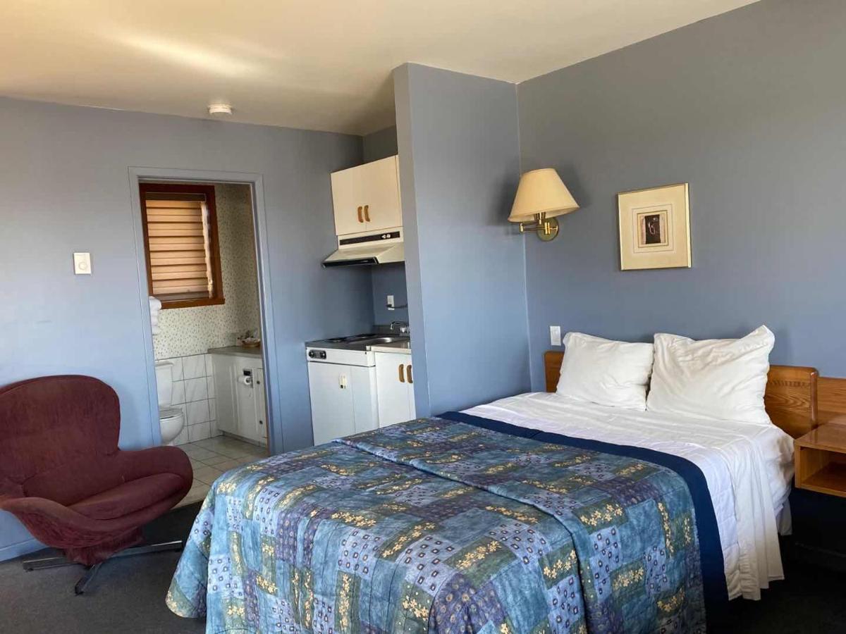 Auberge Harris Saint-Jean-sur-Richelieu Kültér fotó
